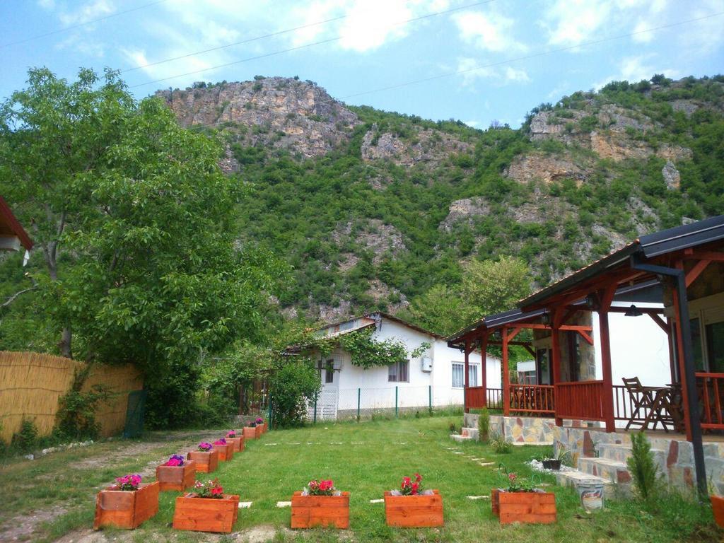 Karali Apartments Lagadin Exterior foto