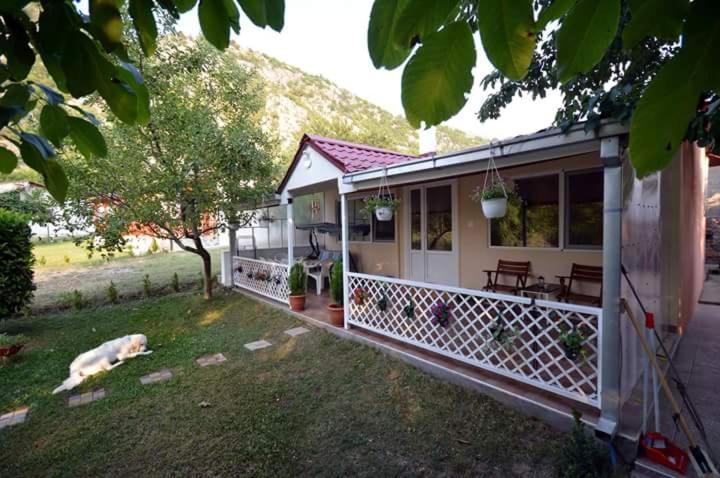 Karali Apartments Lagadin Exterior foto